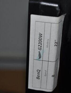 Монитор Б-класс BenQ G2200W / 22" (1680x1050) TN / VGA, DVI / VESA 100x100 + Кабели подключения