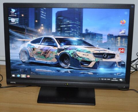 Монитор Б-класс BenQ G2200W / 22" (1680x1050) TN / VGA, DVI / VESA 100x100 + Кабели подключения