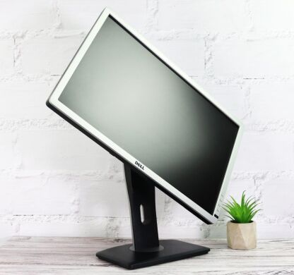 Монітор Dell P2213 / 22" (1680x1050) TN / DisplayPort, VGA, DVI, USB