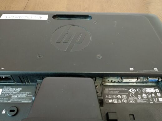 Монітор НР LE2002x / 20" (1600x900) TN/1x DVI, 1x VGA Монітор НР LE2002x / 20" (1600x900) TN/1x DVI, 1x VGA