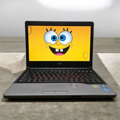 Ноутбук Б-клас Fujitsu LifeBook S792 / 13.3" (1366x768) TN / Intel Core i5-3340M (2 (4) ядра по 2.7 - 3.4 GHz) / 4 GB DDR3 / 320 GB HDD / Intel HD Graphics 4000 