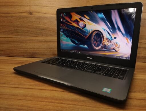 Ноутбук Dell Inspiron 5567 / 15.6" (1366x768) TN / Intel Core i7-7500U (2 (4) ядра по 2.7 - 3.5 GHz) / 8 GB DDR4 / 256 GB SSD / Intel HD Graphics 620 / WebCam / Windows 10