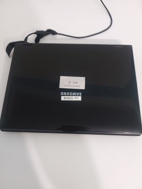 Ноутбук Samsung R60 Plus / 15.4" (1366x768) TN / Intel Core 2 Duo T5250 (2 ядра по 1.5 GHz) / 4 GB DDR2 / 250 GB HDD / ATI RS600M / АКБ тримає 1 годину, 10 хв / Бездротова мишка