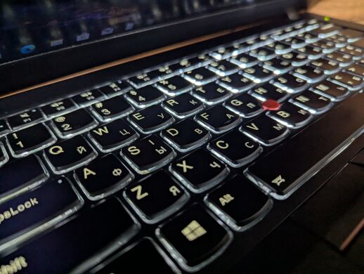 Ультрабук Lenovo ThinkPad T470 / 14" (1920x1080) IPS / Intel Core i5-6300U (2 (4) ядра по 2.4 - 3.0 GHz) / 8 GB DDR4 / 256 GB SSD / Intel HD Graphics 520 / Fingerprint / WebCam / Windows 10