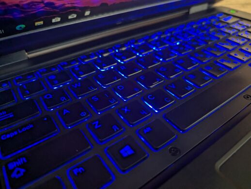 Захищений ноутбук Dell Latitude 14 Rugged 5414 / 14" (1920x1080) IPS Touch / Intel Core i5-6300U (2 (4) ядра по 2.4 - 3.0 GHz) / 8 GB DDR4 / 256 GB SSD / Intel HD Graphics 520 / WebCam / HDMI / Windows 10