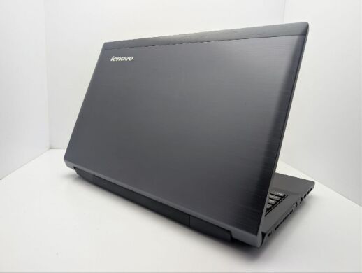 Ноутбук Lenovo IdeaPad V580c / 15.6" (1366x768) TN / Intel Pentium B960 (2 ядра по 2.2 GHz) / 8 GB DDR3 / 500 GB HDD / nVidia GeForce 610, 1 GB GDDR3, 64-bit / WebCam / DVD-ROM / АКБ не тримає