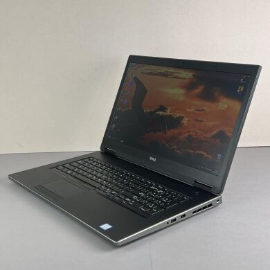 Мобільна робоча станція Dell Precision 7730 / 17.3" (1920x1080) IPS / Intel Core i5-8400H (4 (8) ядра по 2.5 - 4.2 GHz) / 32 GB DDR4 / 256 GB SSD + 512 GB SSD / nVidia Quadro P3200, 6 GB GDDR5, 192-bit / WebCam