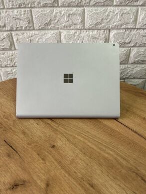Ігровий ультрабук-трансформер Microsoft Surface Book 2 / 13.5" (3000x2000) IPS Touch / Intel Core i5-8350U (4 (8) ядра по 1.7 - 3.6 GHz) / 8 GB DDR4 / 256 GB SSD / nVidia GeForce GTX 1050, 2 GB GDDR5, 128-bit / WebCam Ігровий ультрабук-трансформер Microsoft Surface Book 2 / 13.5" (3000x2000) IPS Touch / Intel Core i5-8350U (4 (8) ядра по 1.7 - 3.6 GHz) / 8 GB DDR4 / 256 GB SSD / nVidia GeForce GTX 1050, 2 GB GDDR5, 128-bit / WebCam
