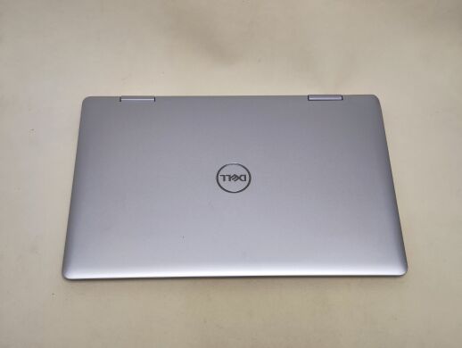 Ноутбук-трансформер Dell Inspiron 17 7786 2-in-1 / 17.3" (1920x1080) IPS Touch / Intel Core i7-8565U (4 (8) ядра по 1.8 - 4.6 GHz) / 16 GB DDR4 / 256 GB SSD / nVidia GeForce MX250, 2 GB GDDR5, 64-bit / WebCam