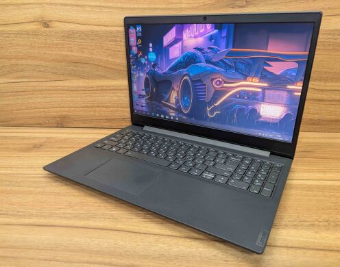 Ноутбук Б-клас Lenovo IdeaPad S145-15IWL / 15.6" (1366x768) TN / Intel Pentium Gold 5405U (2 (4) ядра по 2.3 GHz) / 8 GB DDR4 / 240 GB SSD / Intel UHD Graphics / WebCam / Windows 10