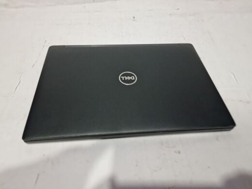 Ультрабук Dell Latitude 7380 / 13.3" (1920x1080) IPS / Intel Core i3-7100U (2 (4) ядра по 2.4 GHz) / 8 GB DDR4 / 128 GB SSD / Intel HD Graphics 620 / WebCam Ультрабук Dell Latitude 7380 / 13.3" (1920x1080) IPS / Intel Core i3-7100U (2 (4) ядра по 2.4 GHz) / 8 GB DDR4 / 128 GB SSD / Intel HD Graphics 620 / WebCam