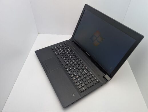 Ноутбук Lenovo IdeaPad V580c / 15.6" (1366x768) TN / Intel Pentium B960 (2 ядра по 2.2 GHz) / 8 GB DDR3 / 500 GB HDD / nVidia GeForce 610, 1 GB GDDR3, 64-bit / WebCam / DVD-ROM / АКБ не тримає