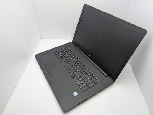 Ноутбук HP 17 bs00xx / 17.3" (1920x1080) TN / Intel Core i3-6006U (2 (4) ядра по 2.0 GHz) / 8 GB DDR4 / 64 GB SSD + 500 GB HDD / Intel HD Graphics 520 / WebCam / DVD-ROM