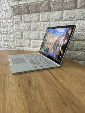 Ігровий ультрабук-трансформер Microsoft Surface Book 2 / 13.5" (3000x2000) IPS Touch / Intel Core i5-8350U (4 (8) ядра по 1.7 - 3.6 GHz) / 8 GB DDR4 / 256 GB SSD / nVidia GeForce GTX 1050, 2 GB GDDR5, 128-bit / WebCam Ігровий ультрабук-трансформер Microsoft Surface Book 2 / 13.5" (3000x2000) IPS Touch / Intel Core i5-8350U (4 (8) ядра по 1.7 - 3.6 GHz) / 8 GB DDR4 / 256 GB SSD / nVidia GeForce GTX 1050, 2 GB GDDR5, 128-bit / WebCam