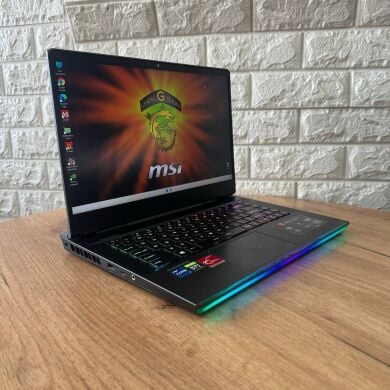 Игровой ноутбук MSI GE66 Raider 11UG / 15.6" (2560x1440) IPS / Intel Core i7-11800H (8 (16) ядер по 2.3 - 4.6 GHz) / 32 GB DDR4 / 1000 GB SSD / nVidia GeForce RTX 3070, 8 GB GDDR6, 256-bit / WebCam