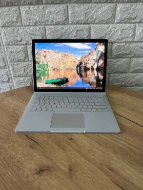 Ігровий ультрабук-трансформер Microsoft Surface Book 2 / 13.5" (3000x2000) IPS Touch / Intel Core i5-8350U (4 (8) ядра по 1.7 - 3.6 GHz) / 8 GB DDR4 / 256 GB SSD / nVidia GeForce GTX 1050, 2 GB GDDR5, 128-bit / WebCam Ігровий ультрабук-трансформер Microsoft Surface Book 2 / 13.5" (3000x2000) IPS Touch / Intel Core i5-8350U (4 (8) ядра по 1.7 - 3.6 GHz) / 8 GB DDR4 / 256 GB SSD / nVidia GeForce GTX 1050, 2 GB GDDR5, 128-bit / WebCam