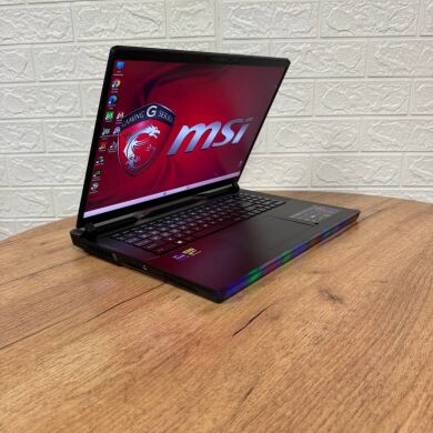 Ігровий ноутбук Б-клас MSI Raider GE78 HX 13VG / 17" (2560x1600) IPS / Intel Core i7-13700HX (16 (24) ядер по 3.7 - 5.0 GHz) / 16 GB DDR5 / 1000 GB SSD NVMe / nVidia GeForce RTX 4070, 8 GB GDDR6, 128-bit / WebCam
