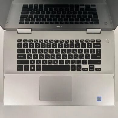 Ноутбук-трансформер Б-класс Dell Inspiron 5582 / 15.6" (1920x1080) IPS Touch / Intel Core i7-8565U (4 (8) ядра по 1.8 - 4.6 GHz) / 16 GB DDR4 / 256 GB SSD / Intel UHD Graphics / WebCam / HDMI