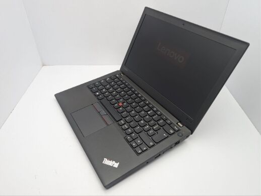 Нетбук Lenovo ThinkPad X270 / 12.5" (1366x768) TN / Intel Core i5-6300U (2 (4) ядра по 2.4 - 3.0 GHz) / 8 GB DDR4 / 128 GB SSD / Intel HD Graphics 520 / WebCam