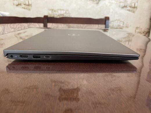 Ультрабук Б-клас Dell Vostro 5510 / 15.6" (1920x1080) IPS / Intel Core i7-11370H (4 (8) ядра по 3.0 - 4.8 GHz) / 16 GB DDR4 / 256 GB SSD / nVidia GeForce MX450, 2 GB GDDR6, 64-bit / WebCam