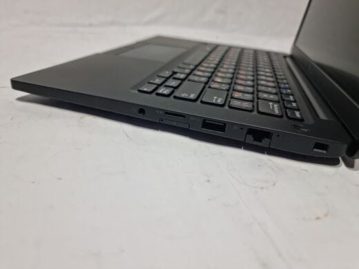 Ультрабук Dell Latitude 7380 / 13.3" (1920x1080) IPS / Intel Core i3-7100U (2 (4) ядра по 2.4 GHz) / 8 GB DDR4 / 128 GB SSD / Intel HD Graphics 620 / WebCam Ультрабук Dell Latitude 7380 / 13.3" (1920x1080) IPS / Intel Core i3-7100U (2 (4) ядра по 2.4 GHz) / 8 GB DDR4 / 128 GB SSD / Intel HD Graphics 620 / WebCam
