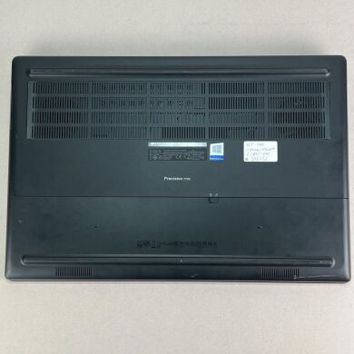 Мобільна робоча станція Dell Precision 7730 / 17.3" (1920x1080) IPS / Intel Core i5-8400H (4 (8) ядра по 2.5 - 4.2 GHz) / 32 GB DDR4 / 256 GB SSD + 512 GB SSD / nVidia Quadro P3200, 6 GB GDDR5, 192-bit / WebCam