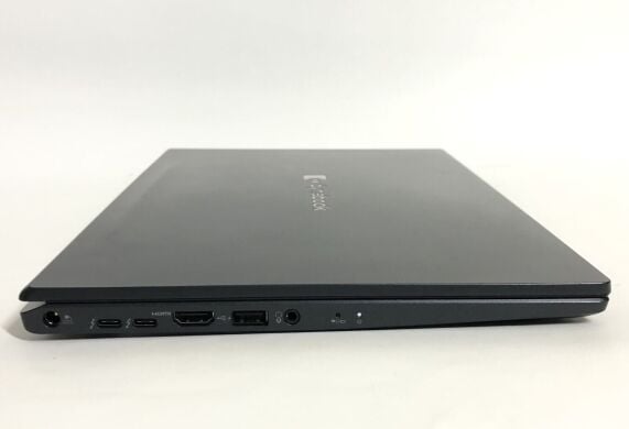 Ультрабук Toshiba DynaBook Tecra A40-K / 14" (1920x1080) IPS / Intel Core i5-1240P (12 (16) ядер по 1.7 - 4.4 GHz) / 8 GB DDR4 / 256 GB SSD / Intel Iris Xe Graphics / WebCam / Win 11 Pro Ультрабук Toshiba DynaBook Tecra A40-K / 14" (1920x1080) IPS / Intel Core i5-1240P (12 (16) ядер по 1.7 - 4.4 GHz) / 8 GB DDR4 / 256 GB SSD / Intel Iris Xe Graphics / WebCam / Win 11 Pro