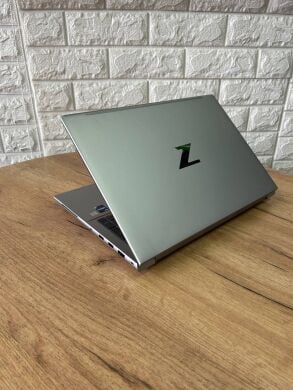 Мобільна робочая станція HP ZBook Fury 16 G9 / 16.1" (1920x1080) IPS / Intel Core i7-12850HX (16 (24) ядер по 3.4 - 4.8 GHz) / 16 GB DDR4 / 1000 GB SSD / nVidia RTX A3000, 12 GB GDDR6, 192-bit / WebCam