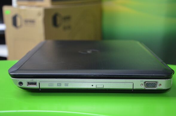 Ноутбук Dell Latitude E5430 / 14" (1366x768) TN / Intel Core i5-3340M (2 (4) ядра по 2.7 - 3.4 GHz) / 8 GB DDR3 / 128 GB SSD / Intel HD Graphics 4000 / WebCam / DVD-ROM