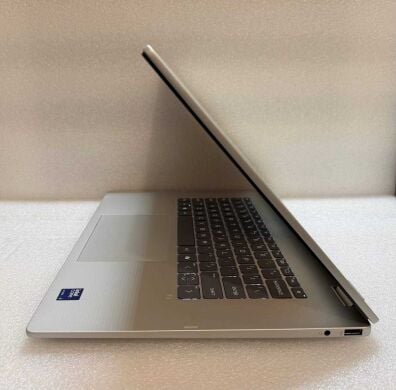 Ультрабук-трансформер HP OmniBook 7 Flip 16-au0017nr 2-in-1 / 16" (1920x1200) IPS Touch / Intel Core Ultra 5 226V (8 ядер по 2.1 - 4.5 GHz) / 16 GB DDR5 / 512 GB SSD / Intel Arc 130V Graphics / WebCam