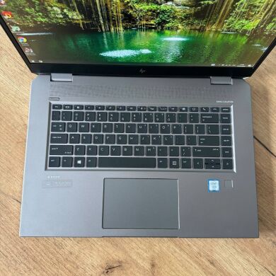 Мобільна робоча станція HP ZBook Studio G5 / 15.6" (1920x1080) IPS / Intel Xeon E-2176M (6 (12) ядер по 2.7 - 4.4 GHz) / 16 GB DDR4 / 512 GB SSD / nVidia Quadro P1000, 4 GB DDR5, 128-bit / WebCam