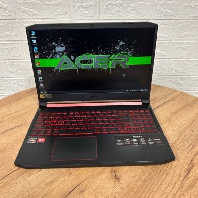 Ігровий ноутбук Acer Nitro 5 AN515-43 / 15.6" (1920x1080) IPS / AMD Ryzen 5 3550H (4 (8) ядра по 2.1 - 3.7 GHz) / 8 GB DDR4 / 256 GB SSD / AMD Radeon RX 560X, 4 GB GDDR5, 128-bit / WebCam