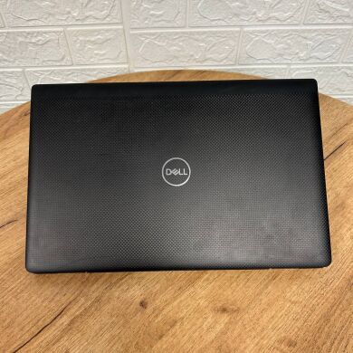 Ультрабук Б-клас Dell Latitude 7520 / 15.6" (1920x1080) IPS / Intel Core i5-1135G7 (4 (8) ядра по 2.4 - 4.2 GHz) / 8 GB DDR4 / 256 GB SSD / Intel Iris Xe Graphics / WebCam
