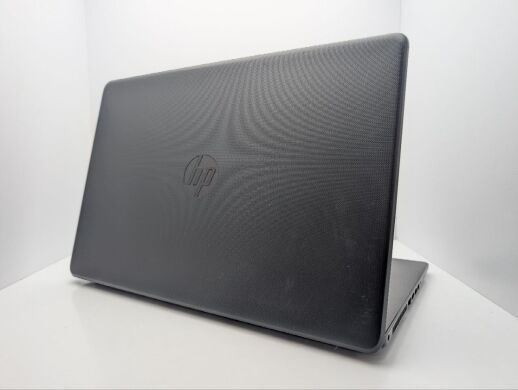 Ноутбук HP 17-bs077ng / 17.3" (1600x900) TN / Intel Celeron N3060 (2 ядра по 1.6 - 2.4 GHz) / 8 GB DDR3 / 120 GB SSD / Intel HD Graphics / WebCam