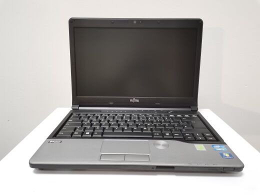 Fujitsu LifeBook S762 / 13.3" (1366x768) TN / Intel Core i5-3320M (2 (4) ядра по 2.6 - 3.3 GHz) / 8 GB DDR3 / 500 GB HDD / WebCam