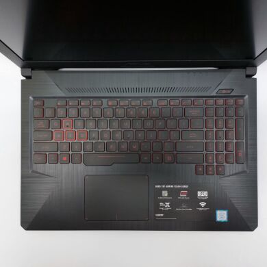 Игровой ноутбук Asus TUF Gaming / 15.6" (1920x1080) IPS / Intel Core i5-8300H (4 (8) ядра по 2.3 - 4.0 GHz) / 16 GB DDR4 / 256 GB SSD + 500 GB HDD / nVidia GeForce GTX 1050, 2 GB GDDR5, 128-bit / WebCam Игровой ноутбук Asus TUF Gaming / 15.6" (1920x1080) IPS / Intel Core i5-8300H (4 (8) ядра по 2.3 - 4.0 GHz) / 16 GB DDR4 / 256 GB SSD + 500 GB HDD / nVidia GeForce GTX 1050, 2 GB GDDR5, 128-bit / WebCam