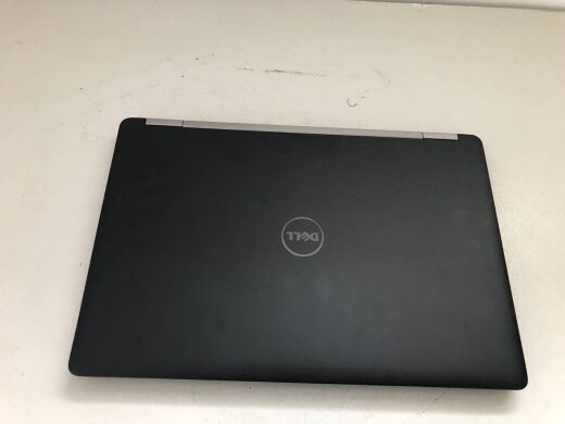 Ігровий ноутбук Dell Latitude E5570 / 15.6" (1920x1080) IPS / Intel Core i7-6820HQ (4 (8) ядра по 2.7 - 3.6 GHz) / 8 GB DDR4 / 256 GB SSD / AMD Radeon R7 M370, 2 GB GDDR5, 128-bit / WebCam / HDMI Ігровий ноутбук Dell Latitude E5570 / 15.6" (1920x1080) IPS / Intel Core i7-6820HQ (4 (8) ядра по 2.7 - 3.6 GHz) / 8 GB DDR4 / 256 GB SSD / AMD Radeon R7 M370, 2 GB GDDR5, 128-bit / WebCam / HDMI