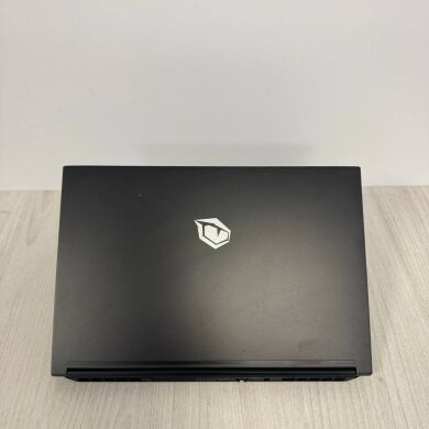 Игровой ноутбук Monster Abra A5 V18.2 / 15.6" (1920x1080) IPS / Intel Core i7-11800H (8 (16) ядер по 2.3 - 4.6 GHz) / 16 GB DDR4 / 512 GB SSD / nVidia GeForce RTX 3050 Ti, 4 GB GDDR6, 128-bit / WebCam