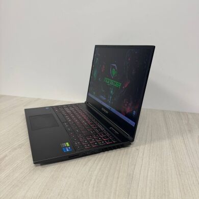 Игровой ноутбук Monster Abra A5 V18.2 / 15.6" (1920x1080) IPS / Intel Core i7-11800H (8 (16) ядер по 2.3 - 4.6 GHz) / 16 GB DDR4 / 512 GB SSD / nVidia GeForce RTX 3050 Ti, 4 GB GDDR6, 128-bit / WebCam