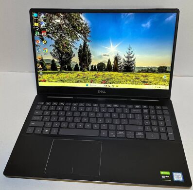 Ігровий ультрабук Dell Vostro 7590 / 15.6" (1920x1080) IPS / Intel Core i7-9750H (6 (12) ядер по 2.6 - 4.5 GHz) / 32 GB DDR4 / 1000 GB SSD / nVidia GeForce GTX 1650, 4 GB GDDR5, 128-bit / WebCam Ігровий ультрабук Dell Vostro 7590 / 15.6" (1920x1080) IPS / Intel Core i7-9750H (6 (12) ядер по 2.6 - 4.5 GHz) / 32 GB DDR4 / 1000 GB SSD / nVidia GeForce GTX 1650, 4 GB GDDR5, 128-bit / WebCam