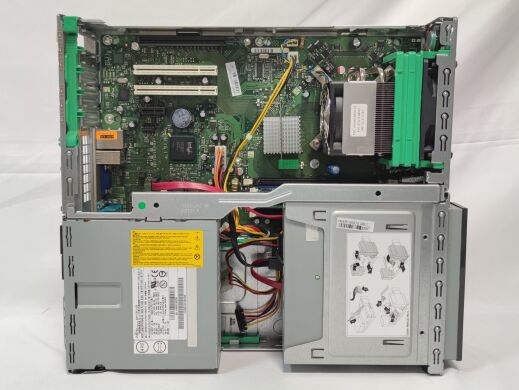 Комплект ПК: Fujitsu Siemens Esprimo E5915 SFF / Intel Core 2 Duo E4400 (2 ядра по 2.0 GHz) / 4 GB DDR3 / 250 GB HDD + Монітор Б клас - Acer B193 / 19" (1280x1024) TN CCFL / DVI-D, VGA / Вбудовані колонки 2x 1W