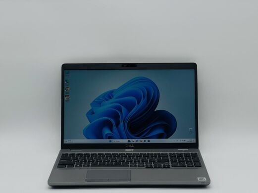 Мобільна робоча станція Dell Precision 3551 / 15.6" (1920x1080) IPS / Intel Core i5-10300H (4 (8) ядра по 2.5 - 4.5 GHz) / 16 GB DDR4 / 250 GB SSD / nVidia Quadro P620, 4 GB GDDR5, 128-bit / WebCam 
