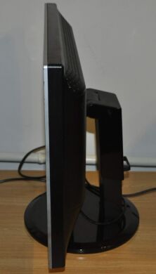 Монітор Б-клас AOC 2219P2 / 22" (1680x1050) TN / VGA, DVI / Вбудовані колонки 2x 1W / VESA 100x100 + Кабелі (VGA або DVI на вибір) та живлення