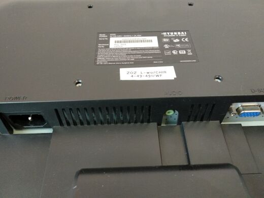 Монітор Hyundai X93W / 19" (1440x900) TN / VGA, DVI / VESA 100x100 / Вбудовані колонки 2x 1W