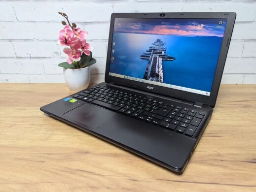 Ноутбук Acer Aspire E5-572G / 15.6" (1366x768) TN / Intel Core i5-4210M (2 (4) ядра по 2.6 - 3.2 GHz) / 16 GB DDR3 / 128 GB SSD / nVidia GeForce 840M, 2 GB GDDR3, 64-bit / WebCam / DVD-ROM