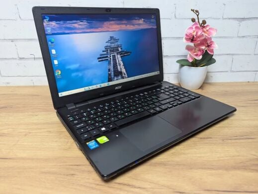 Ноутбук Acer Aspire E5-572G / 15.6" (1366x768) TN / Intel Core i5-4210M (2 (4) ядра по 2.6 - 3.2 GHz) / 16 GB DDR3 / 128 GB SSD / nVidia GeForce 840M, 2 GB GDDR3, 64-bit / WebCam / DVD-ROM