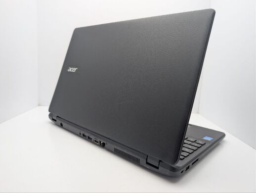 Ноутбук Acer Aspire ES1-571 / 15.6" (1366x768) TN / Intel Core i3-5005U (2 (4) ядра по 2.0 GHz) / 8 GB DDR3 / 1000 GB HDD / Intel HD Graphics 5500 / WebCam / DVD-ROM