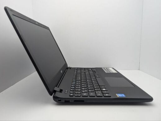 Ноутбук Acer Aspire ES1-571 / 15.6" (1366x768) TN / Intel Core i3-5005U (2 (4) ядра по 2.0 GHz) / 8 GB DDR3 / 1000 GB HDD / Intel HD Graphics 5500 / WebCam / DVD-ROM