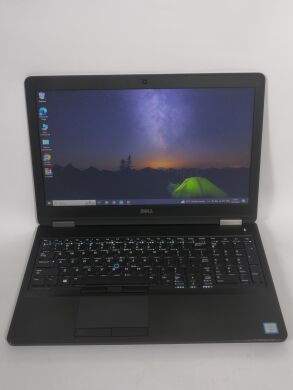 Ноутбук Б-клас Dell Latitude E5570 / 15.6" (1366x768) TN / Intel Core i7-6600U (2 (4) ядра по 2.6 - 3.4 GHz) / 8 GB DDR4 / 256 GB SSD / AMD Radeon R7 M360, 2 GB DDR3, 64-bit / WebCam / HDMI / Windows 10 Pro