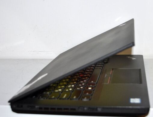 Ультрабук Lenovo ThinkPad T460 / 14" (1920x1080) IPS / Intel Core i5-6300U (2 (4) ядра по 2.4 - 3.0 GHz) / 16 GB DDR3 / 480 GB SSD NEW / Intel HD Graphics 520 / WebCam / Два АКБ / Windows 10 Pro